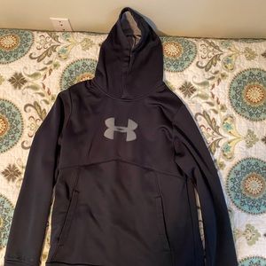Under armour hooded sweatshirt